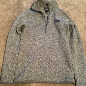 Patagonia women’s sweater